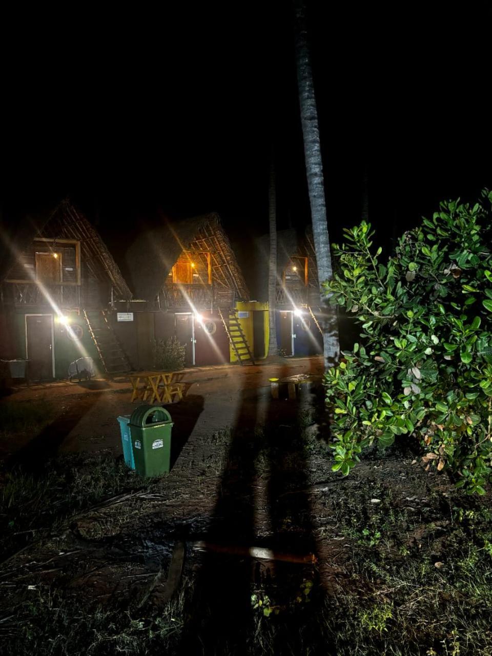 The Nature Swimming Resort 蓬蒂切里 外观 照片