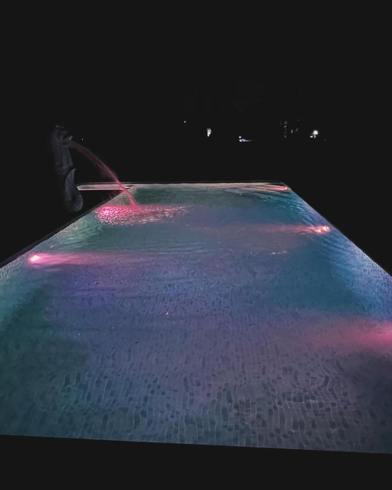 The Nature Swimming Resort 蓬蒂切里 外观 照片